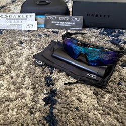 Oakley Radar Mens Sunglasses Polarized Prizm Blue Lens