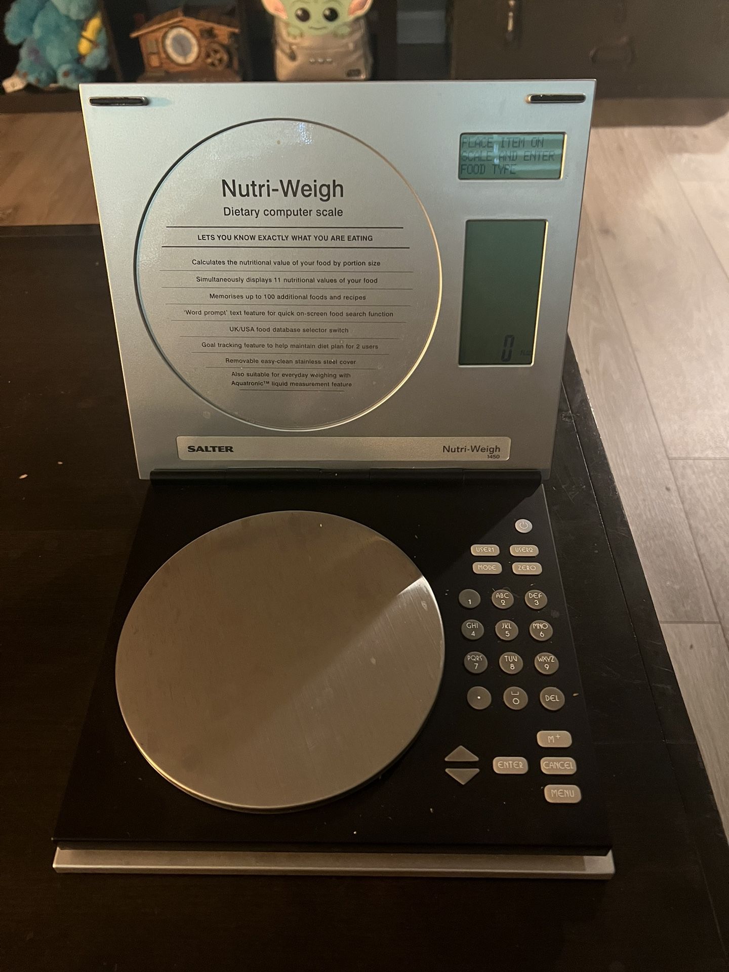 SALTER NutriWeigh Dietary Computer Scale