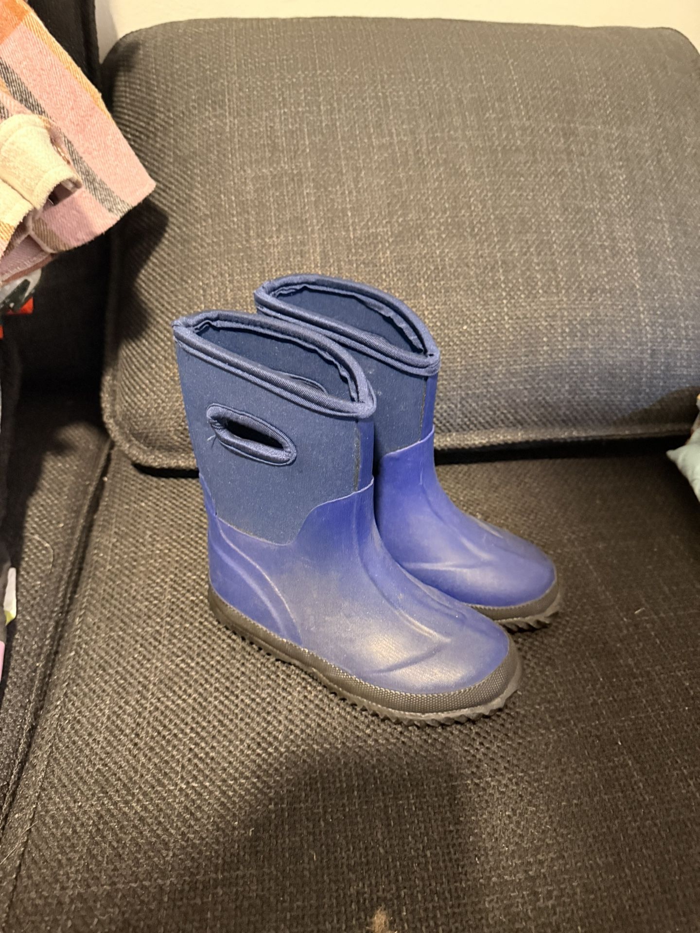 Boy Rain boots Size 10
