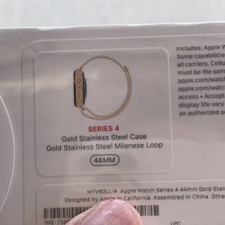 Apple Watch Series 4 44 mm Gold Stainless Steel Case w/ Gold Milanese Loop MINT ( Band New not used)