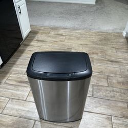 13 Gallon Touchless Trash Can  Kitchen