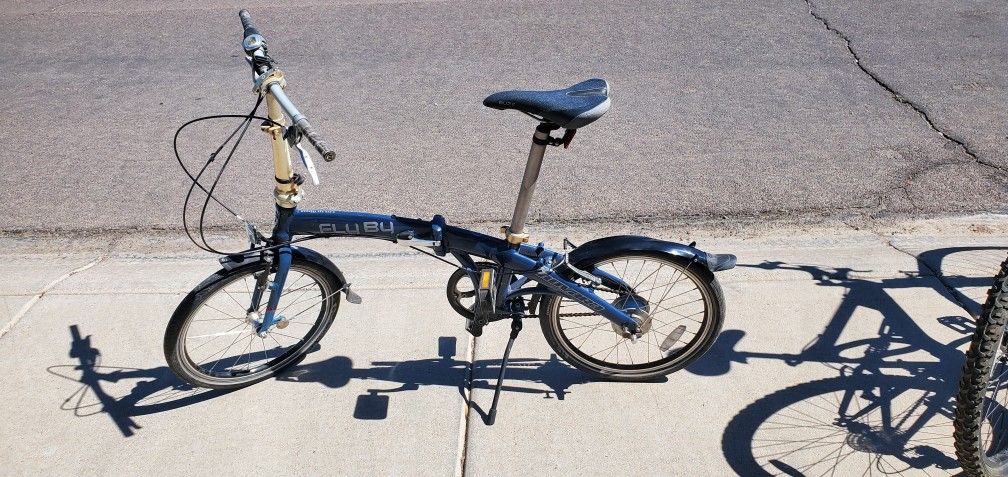 Novara FlyBy Folding Bike