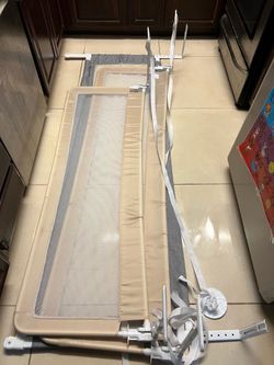 Bed guard rails