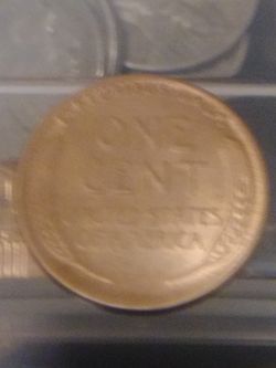 Mint Condition 1947 double die on the 9 and the 4 and the D never been found