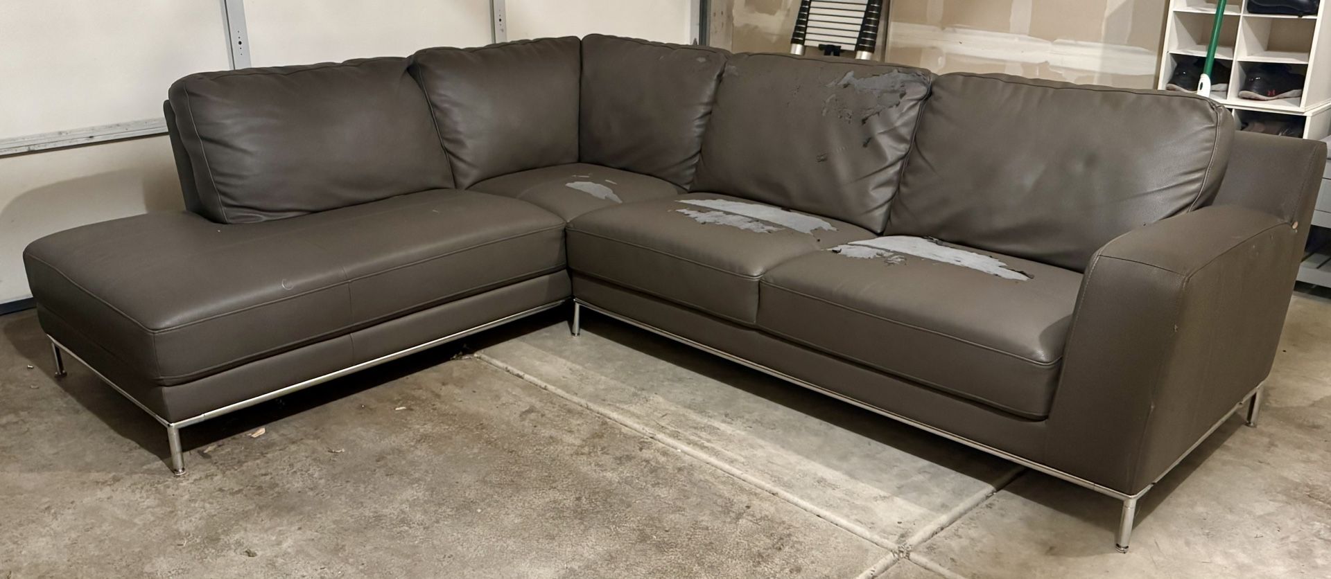 Kasala Sectional Sofa