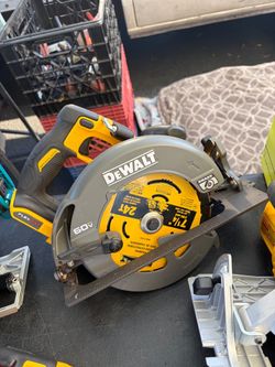 Dewalt 7 1/4 circular saw flex volt