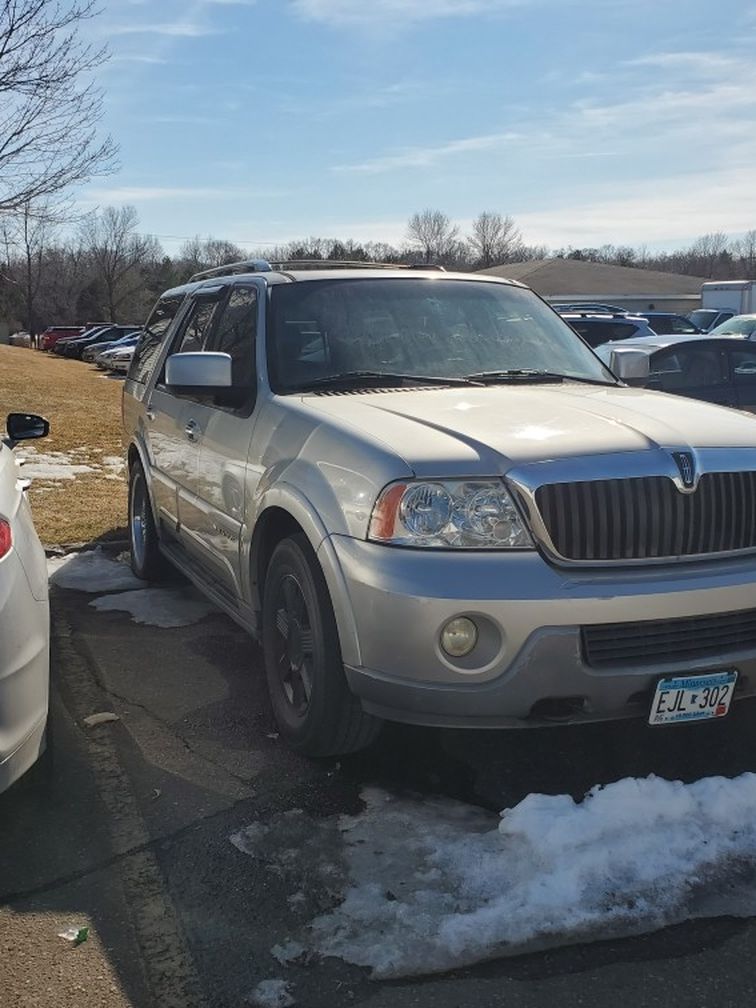 2003 Lincoln Navigator