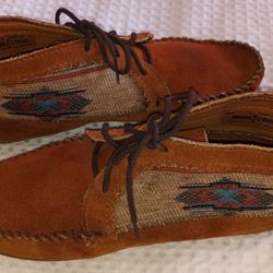 Minnetonka Leather Moccasin El Paso Aztec Design Ankle Boots Women's Size 9 $20