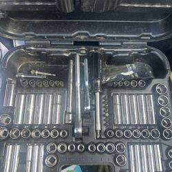 Craftsman 106 Pc Tool.   Made In USA