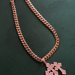 Chain And Charm 