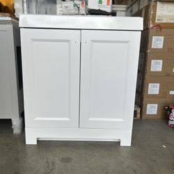 30in Glacier Bay Shaila Single Sink Bath Vanity with White Cultured Marble Top