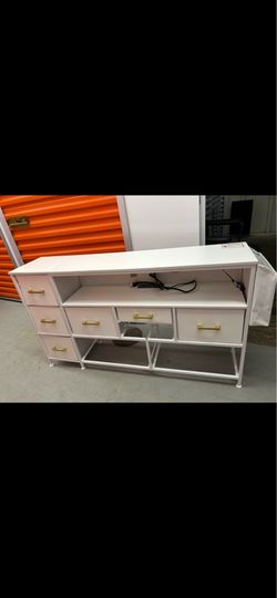 Storage cabinet