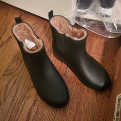 Ladies shoes Size 8/9