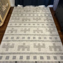 Revival “Comb” Rug 5x7