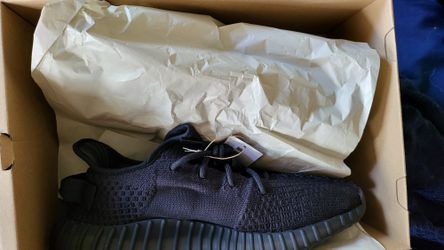 Brand New Yeezy Onyx Size 12