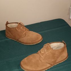 UGG MEN BOOTS SIZE 9