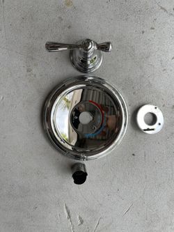 Shower Control Knob And Faceplate