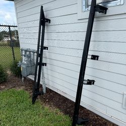 23 + Colorado/Canyon factory rock sliders