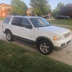 2004 Ford Explorer!