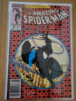 Amazing spiderman #300 1st Appearance of Venom todd mcfarlane key issue 1st print 1988