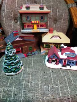 Model Train Accessories