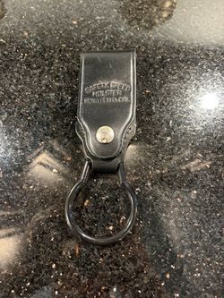 Vintage Montebello Cal. Safety Speed Holster Leather Key Ring Holder