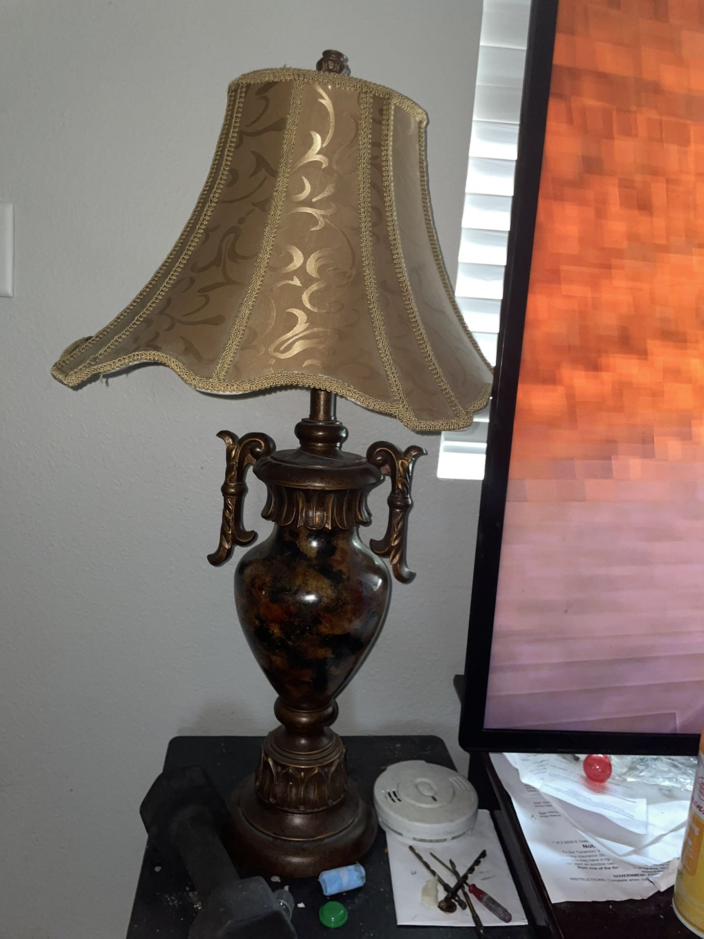 Farette Antique Gold Finished Discontinued Table Lamps From Ashleys Furniture
