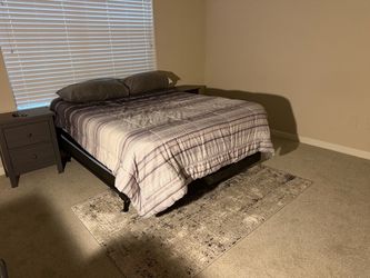 Full size bed with box spring