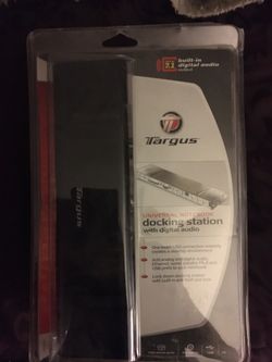 New Universal notebook docking station with digital audio only 50 Firm