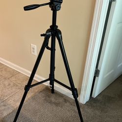 Tripod 67- Inch