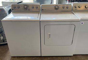 Maytag Washer and Dryer Set Electric White XL Capacity