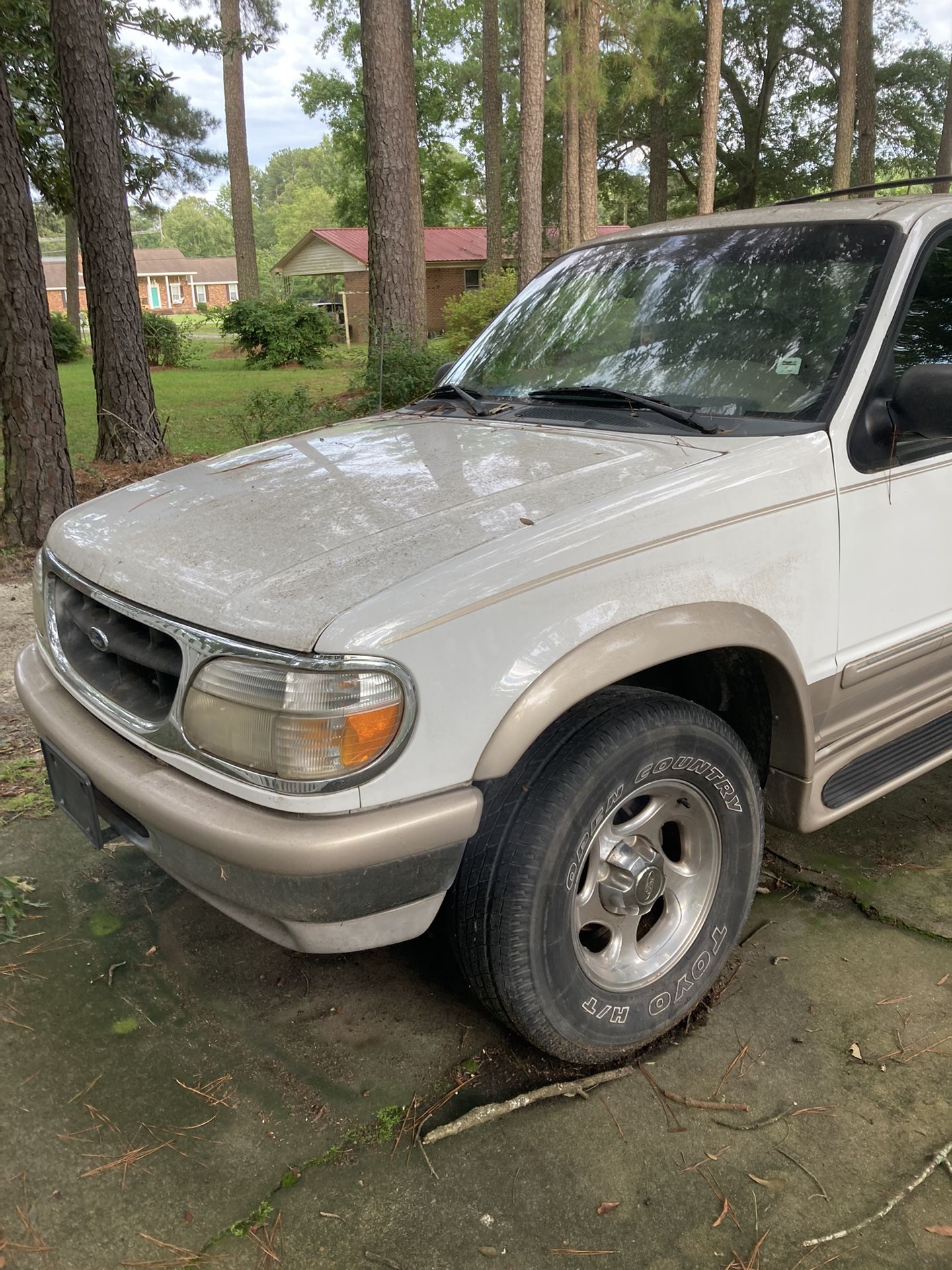 1998 Ford Explorer