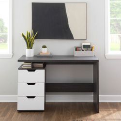 LumiSource

Quinn Contemporary Computer Desk Wood Charcoal/White - LumiSource

