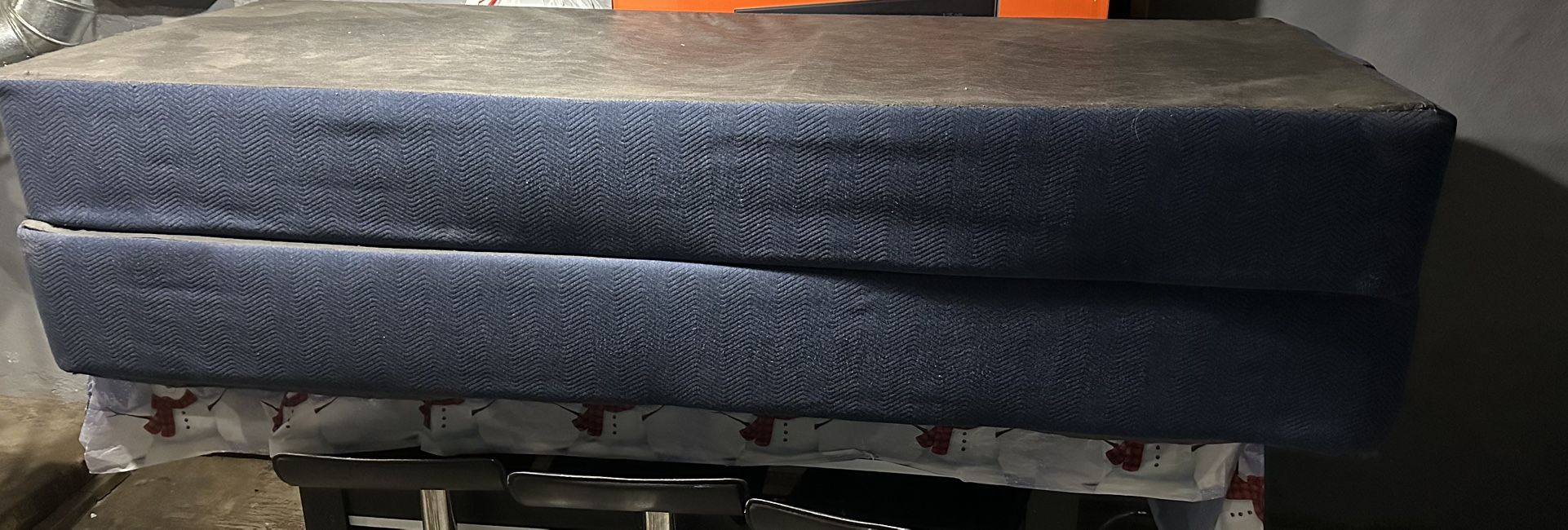 Split Box Spring (queen)