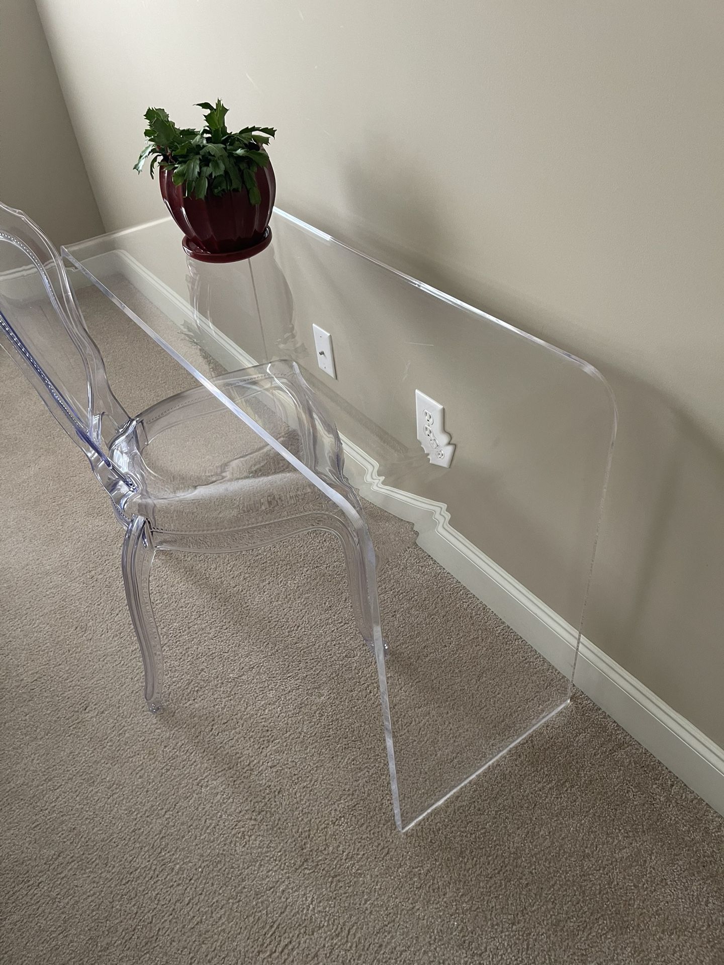 Clear Desk And Chair