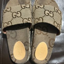 Gucci Sandals (-6.5 Woman’s )