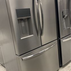 Frigidaire Gallery French Door Refrigerator