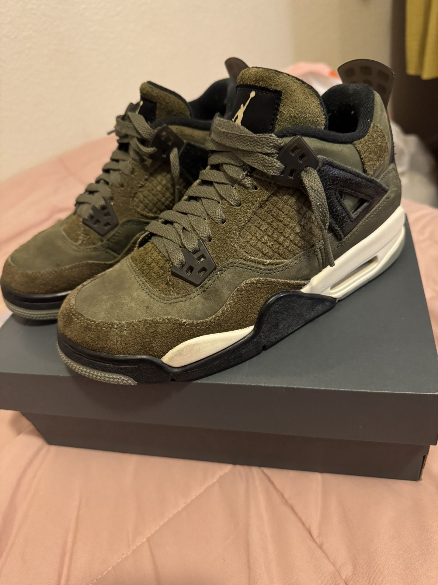 Jordan 4s military Green High top Size 5