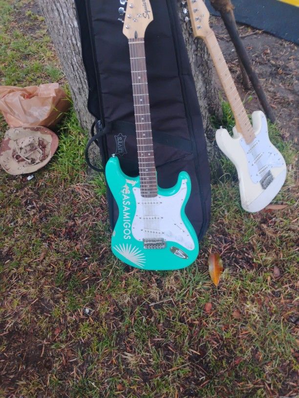 Electric Guitar With Case