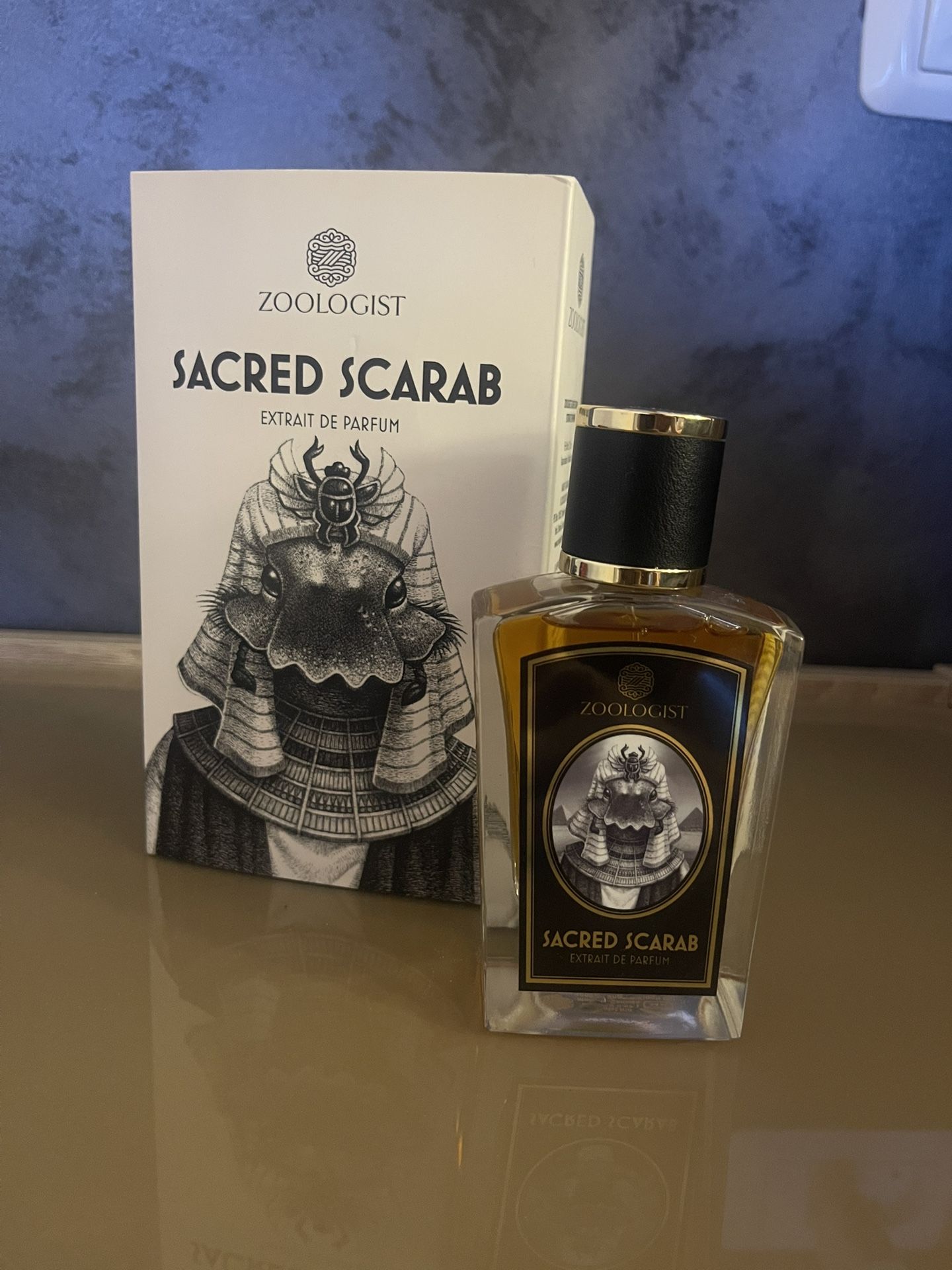 Zoologist Scared Scarab
