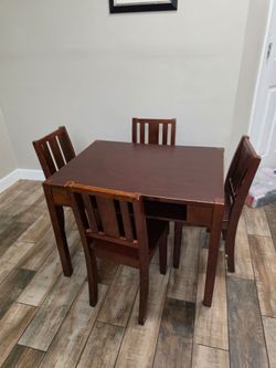 Delta Wooden Table for Kids