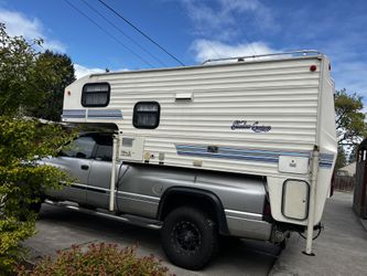 Good Condition Camper