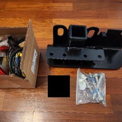 Ford Bronco OEM Trailer Hitch w/ 4-wire Kit
