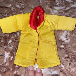 💥vintage yellow and red puffy Barbie jacket💥