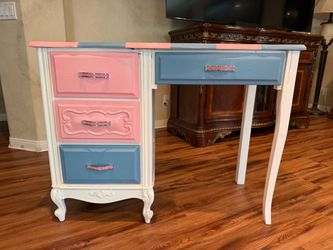 Vanity/Desk