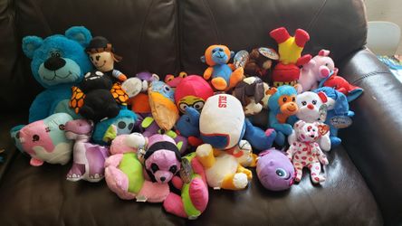 Bunch of plushes stuffed animals