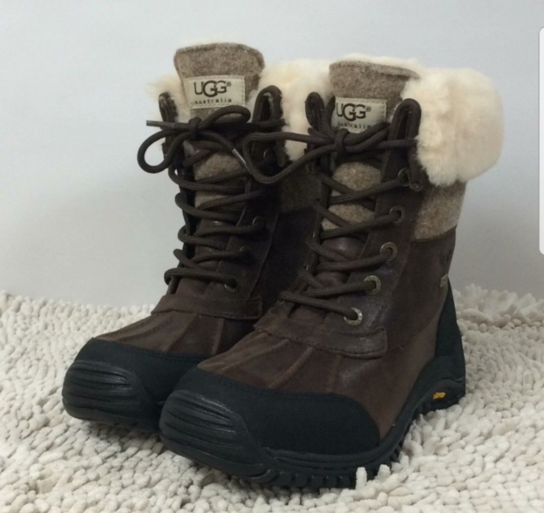UGG Adirondack Winter Boots 6.5