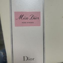 DIOR PERFUME 