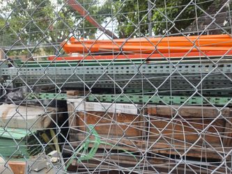 PALLET RACKS