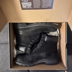 Black Timberlands